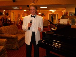 419228_311507848904709_1243348311_n