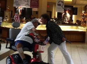 547285_603477843046444_1543283522_n